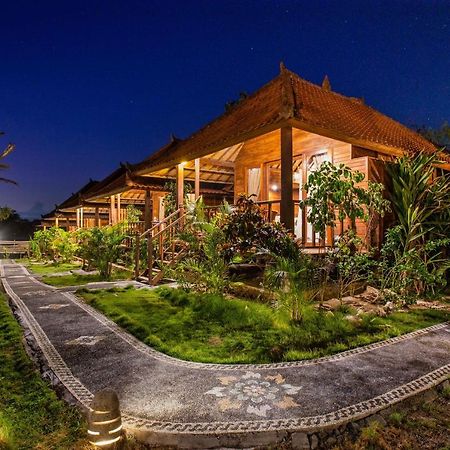 Отель D'Coin Lembongan Экстерьер фото