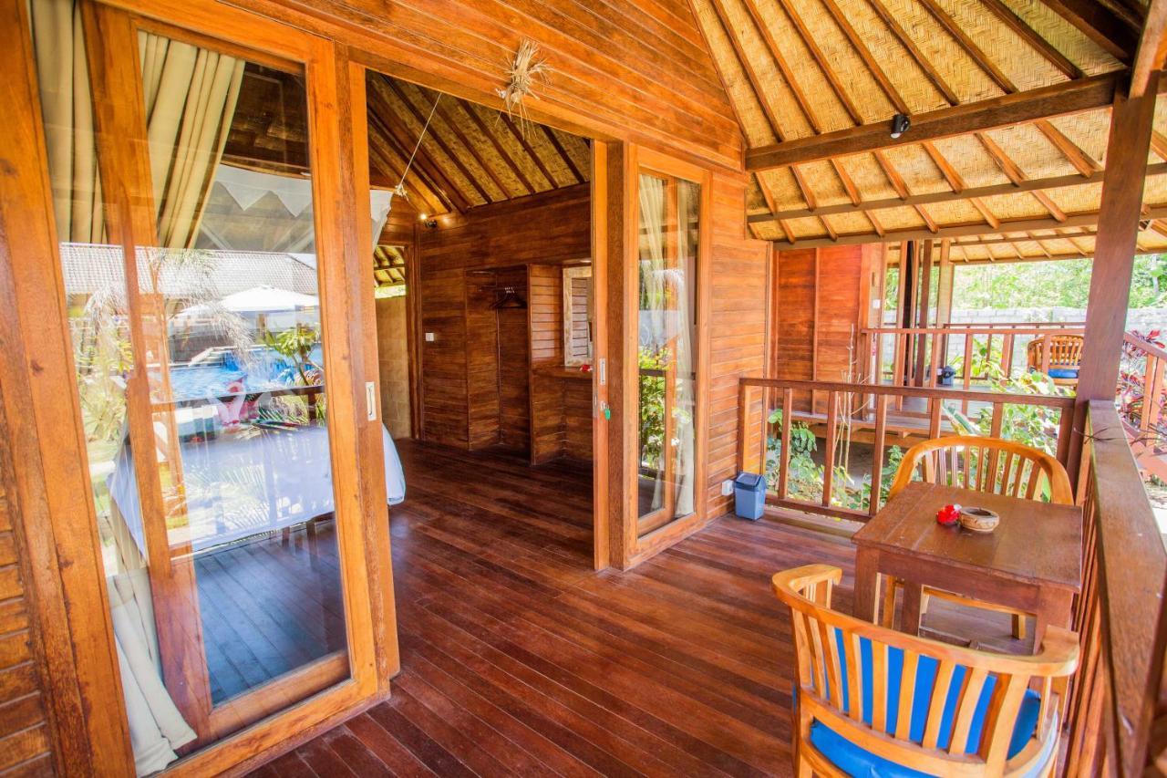 Отель D'Coin Lembongan Экстерьер фото