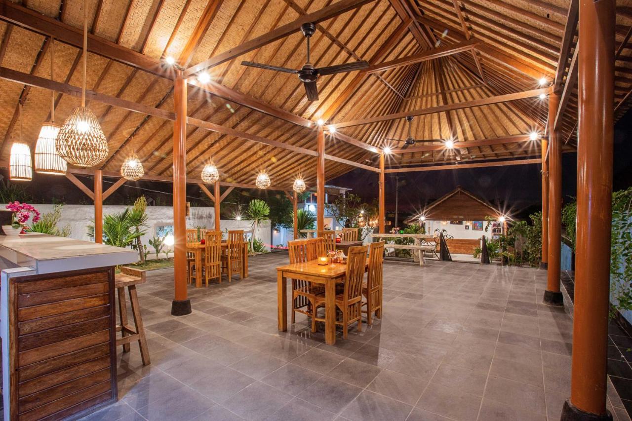 Отель D'Coin Lembongan Экстерьер фото