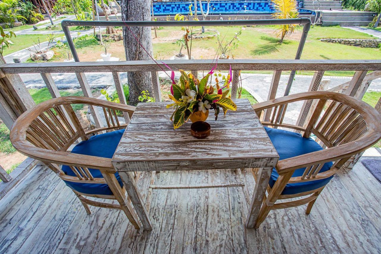Отель D'Coin Lembongan Экстерьер фото