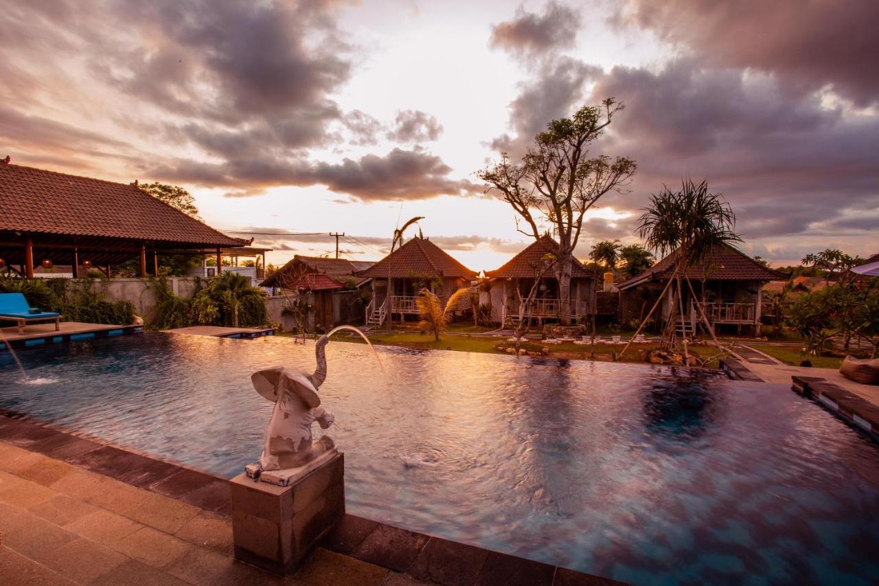 Отель D'Coin Lembongan Экстерьер фото