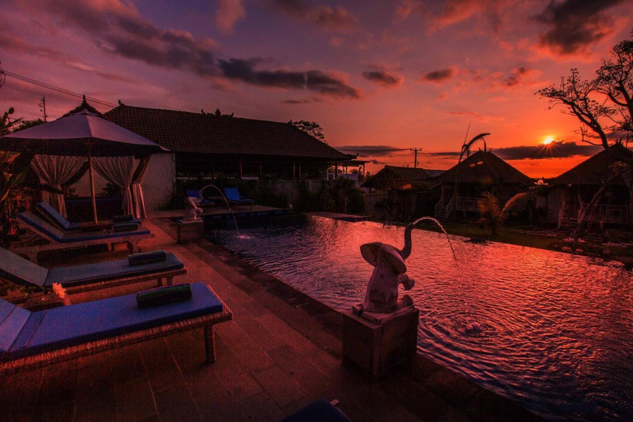 Отель D'Coin Lembongan Экстерьер фото